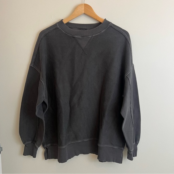 Aerie Big Chill Oversized Sweatshirt Charcoal Gray Sz XS Cozy 100% Cotton - Picture 1 of 10